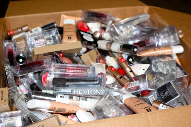 Discontinued Revlon Lipstick Colors Discontinued Revlon Lipstick Colors