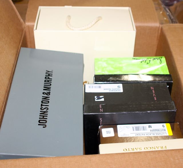 Assorted VM Retailer Brand Name Shoes - Assorted New Shelf-Pull Branded Shoe Lots. Manifested &amp; sold as a % of Retail Value.