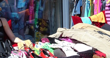 Maximizing your Flea Market Success flea market vendor