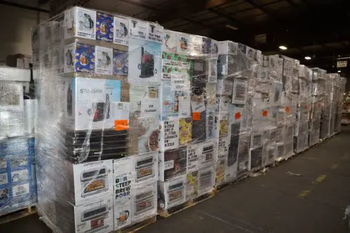Assorted Chefman Small Kitchen Appliance Loads