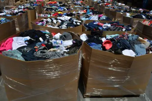 WM Assorted Clothing and Accessory Loads