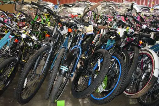 WM Department Store Return Bicycle Truckloads