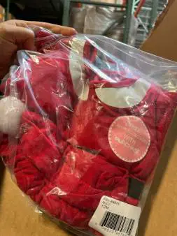 Liquidación de Exceso de Inventario de Cajas Dañadas de Tiendas WMCOM