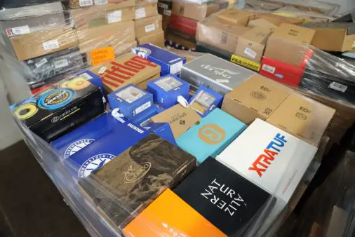 ZAP Branded Shoes, Clothing and Accessory Lots