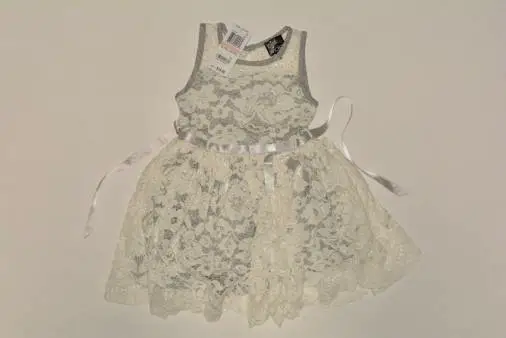 HE Department Store Shelf-Pull Kids Clothing Lots