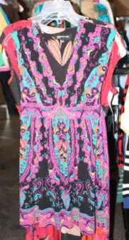 HE Lotes de Muestras de Trajes y Vestidos para Mujeres de Tiendas Departamentales