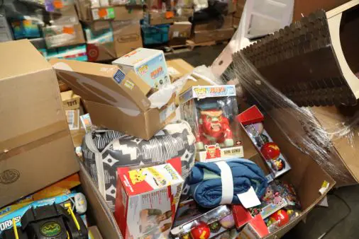 TGT Department Store Customer Return General Merchandise Loads