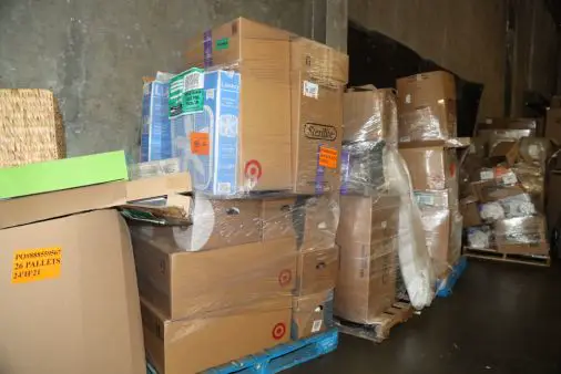 TGT Department Store Customer Return General Merchandise Loads