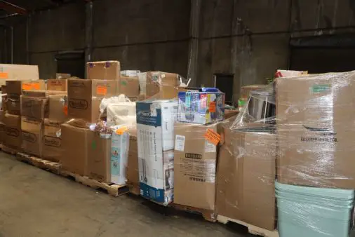 TGT Department Store Customer Return General Merchandise Loads