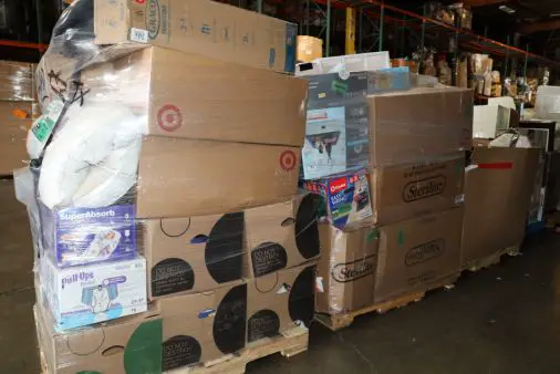 TGT Department Store Customer Return General Merchandise Loads