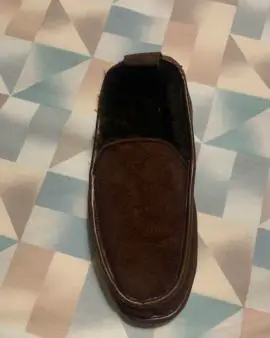 Zapatos, pantuflas y botas de piel de oveja Korban