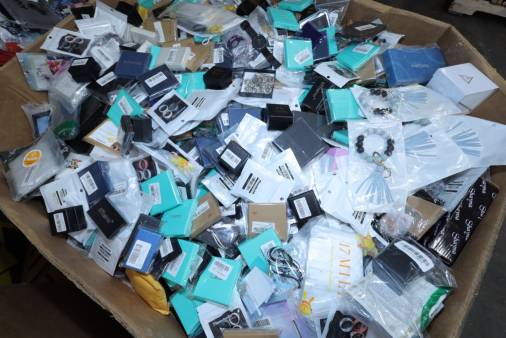 Assorted COSTUME Jewelry Liquidation Lots from Amazon.com