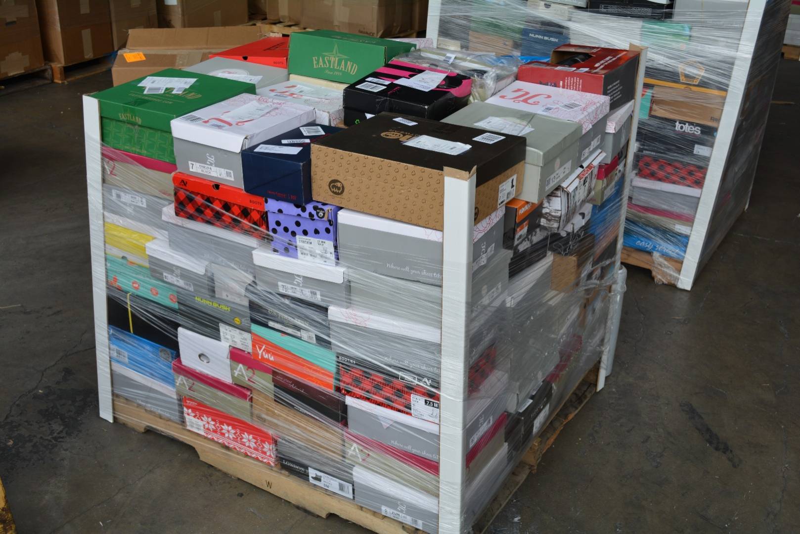 Shoes liquidation pallets outlet